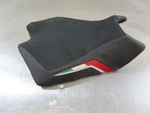 EB1442 2016 Aprilia Tuono Rr Seat Saddle With Luimoto Cover. Fixed Price $199.99.