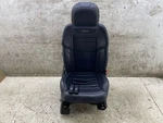 2016 Mercedes-benz GL63 X166 Front Right Heat/vent Seat W/ Monitor & Remote. Fixed Price $1099.98.