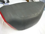Oem 1986 Honda Elite Scooter Gray With Red Seat Hinge S1-1. Fixed Price $120.00.